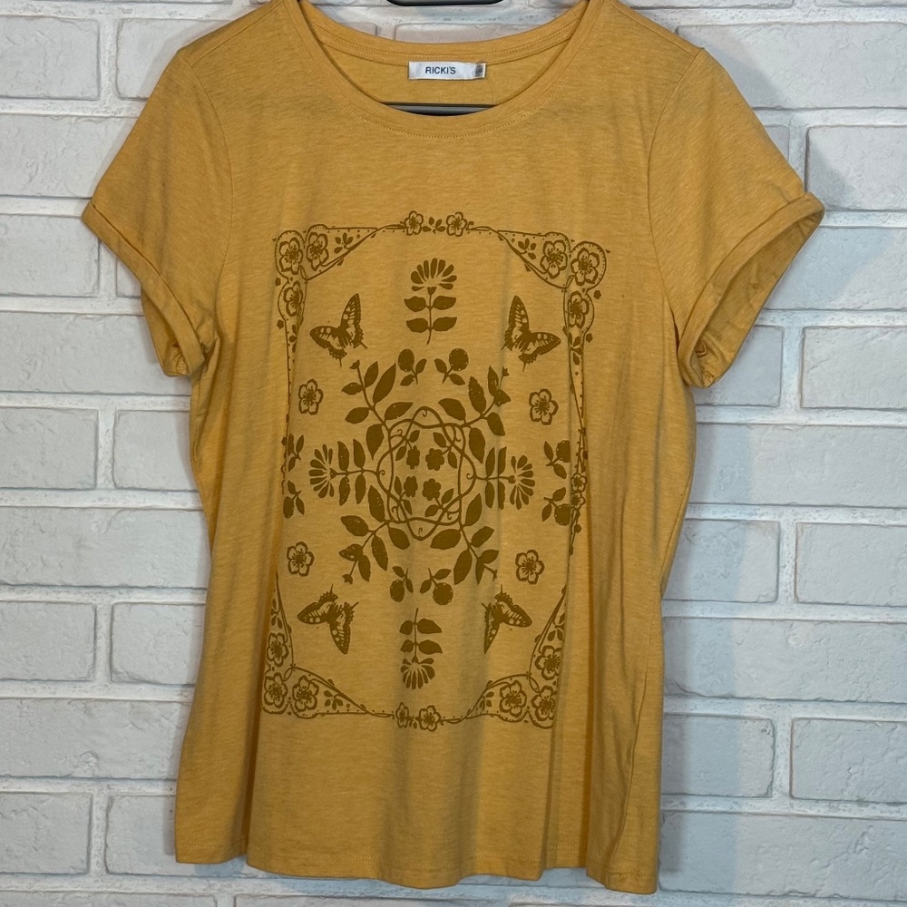 Yellow Floral Butterflies Print T-shirt with Roll Cuff, Ladies Large Like new
